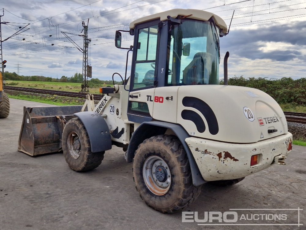 Terex TL80 - Încărcător frontal pe pneuri: Foto 3 Terex TL80 - Încărcător frontal pe pneuri: Foto 3