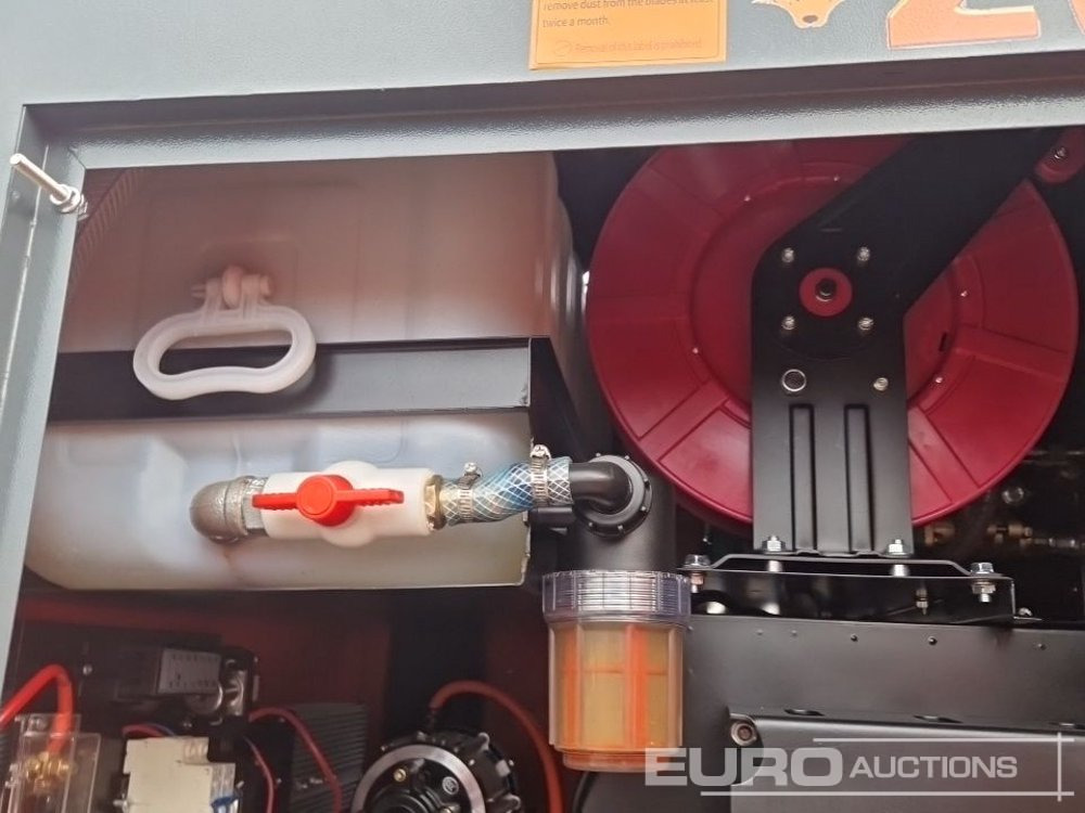 Măturătoare stradală Unused 2025 Zvox 2000G: Foto 17