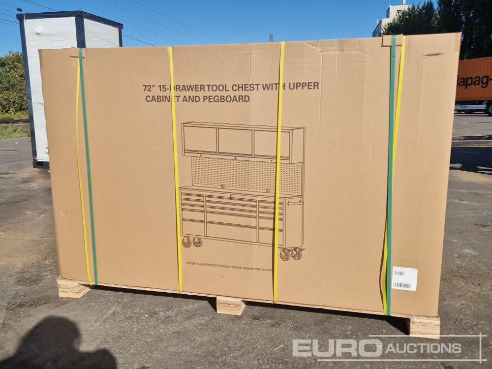 Unused 72" 15 Drawer Tool Cabinet with Peg Board - Echipament de atelier: Foto 1 Unused 72" 15 Drawer Tool Cabinet with Peg Board - Echipament de atelier: Foto 1