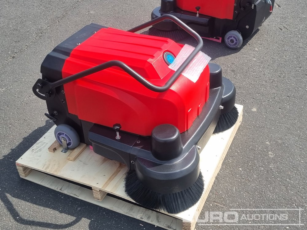 Unused Walk Behind Sweeper - Mașină de măturat industrială: Foto 4 Unused Walk Behind Sweeper - Mașină de măturat industrială: Foto 4