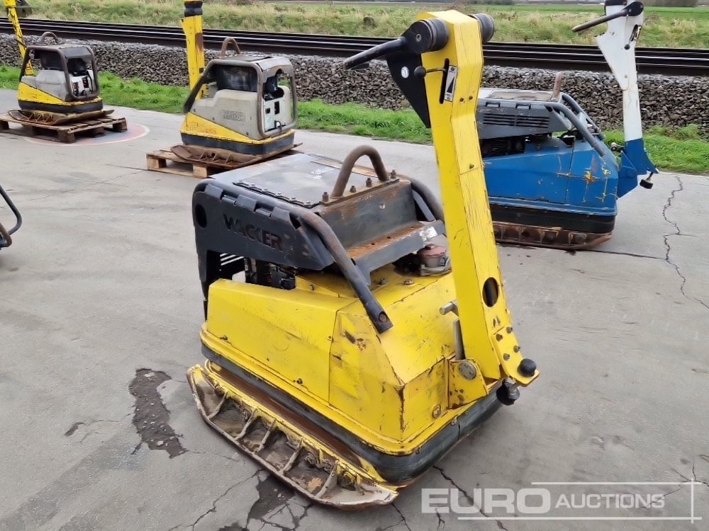 Wacker Neuson DPU100-70 - Maşină de asfaltat: Foto 4 Wacker Neuson DPU100-70 - Maşină de asfaltat: Foto 4