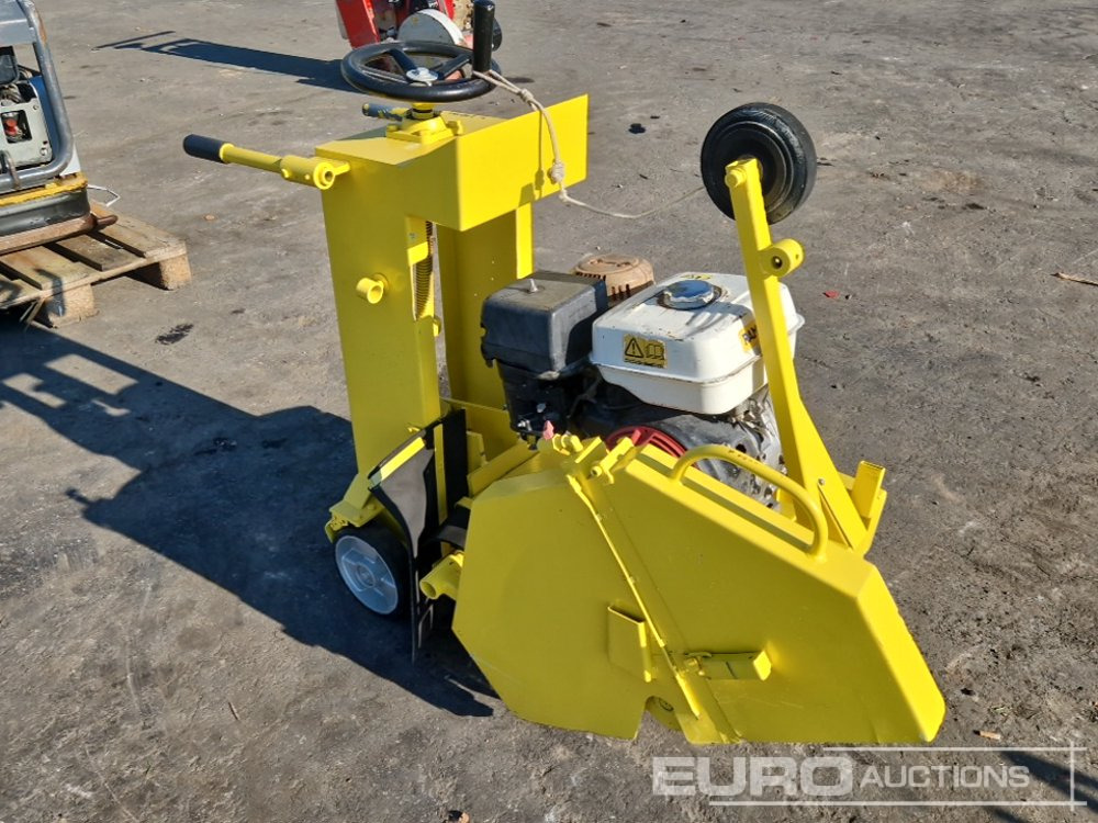 Walk Behind Concrete/Asphalt Saw - Maşină de asfaltat: Foto 4 Walk Behind Concrete/Asphalt Saw - Maşină de asfaltat: Foto 4