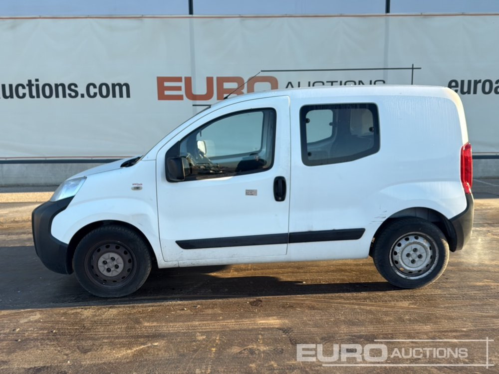 2010 Fiat Fiorino - Autoutilitară compactă, Autoutilitară cabină dublă: Foto 2 2010 Fiat Fiorino - Autoutilitară compactă, Autoutilitară cabină dublă: Foto 2