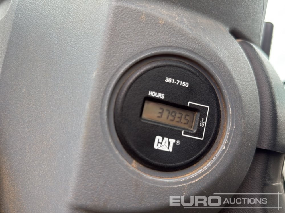 Cilindru compactor 2011 CAT CS74: Foto 34