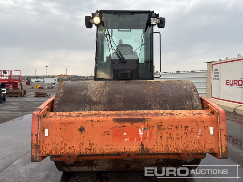 Cilindru compactor 2011 CAT CS74: Foto 8