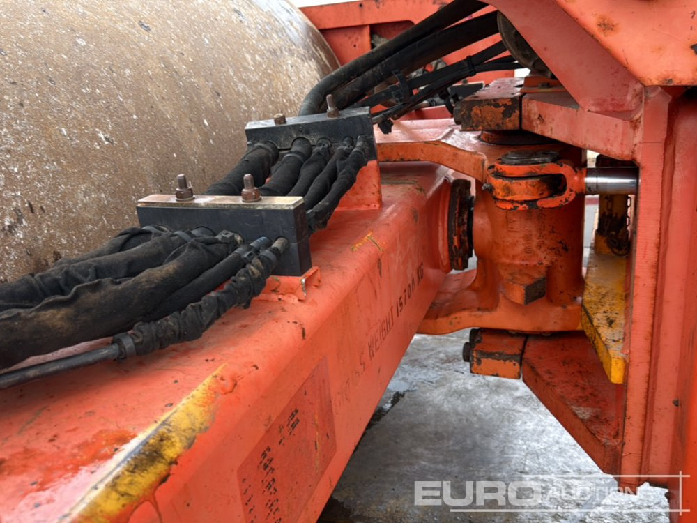 Cilindru compactor 2011 CAT CS74: Foto 17