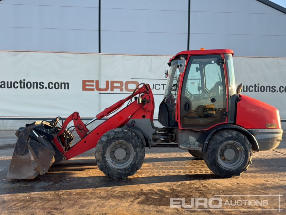 2013 JCB 406 B - Încărcător frontal pe pneuri: Foto 2 2013 JCB 406 B - Încărcător frontal pe pneuri: Foto 2