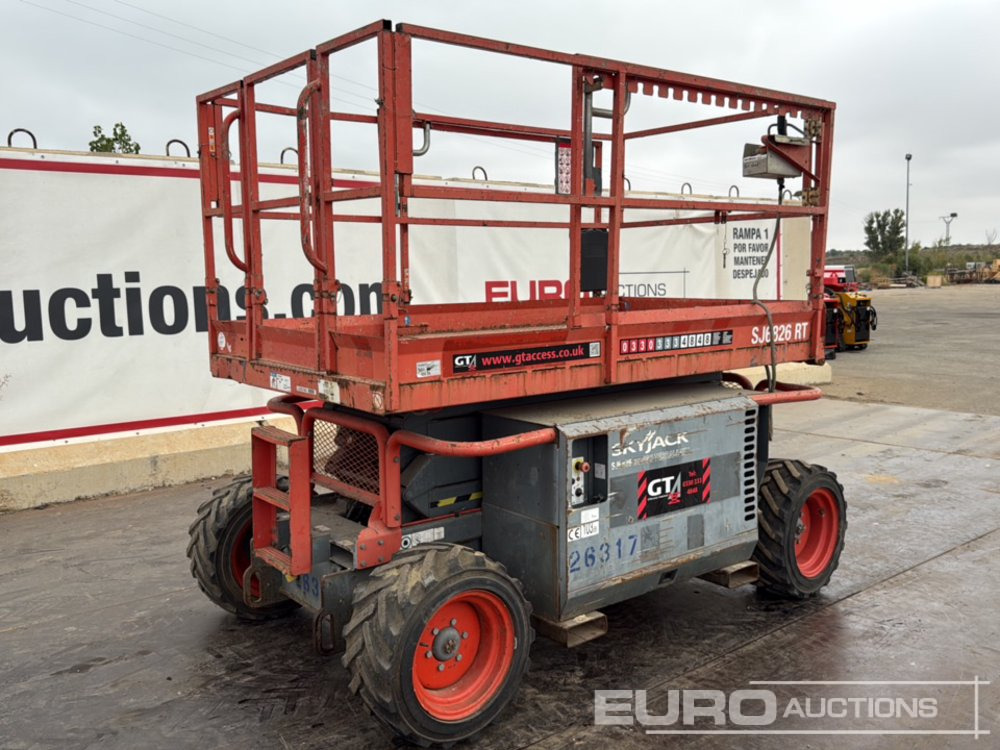 2013 SkyJack SJ6826RT - Platforma foarfeca: Foto 5 2013 SkyJack SJ6826RT - Platforma foarfeca: Foto 5