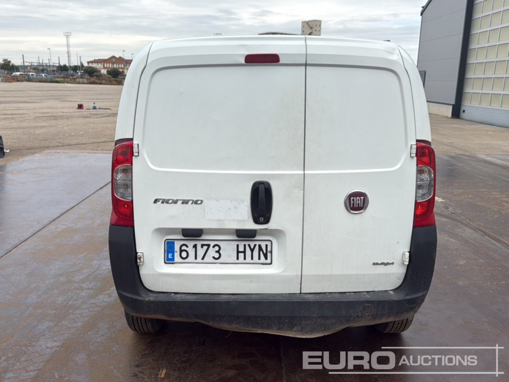 2014 Fiat Fiorino - Autoutilitară compactă: Foto 4 2014 Fiat Fiorino - Autoutilitară compactă: Foto 4