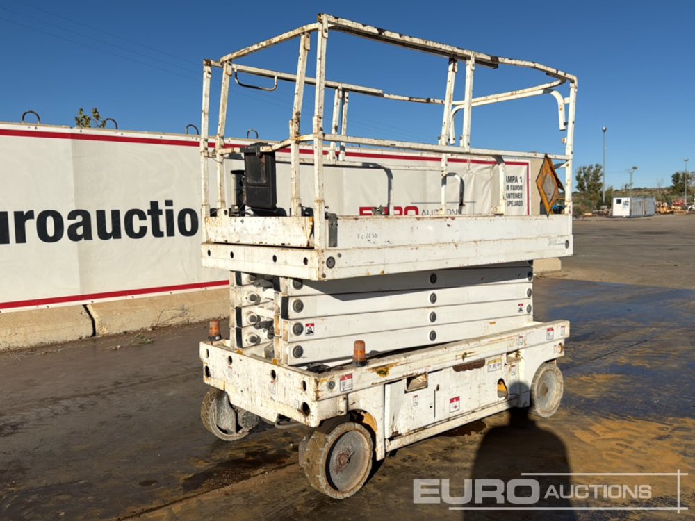 2014 Haulotte Compact 12 - Platforma foarfeca: Foto 5 2014 Haulotte Compact 12 - Platforma foarfeca: Foto 5