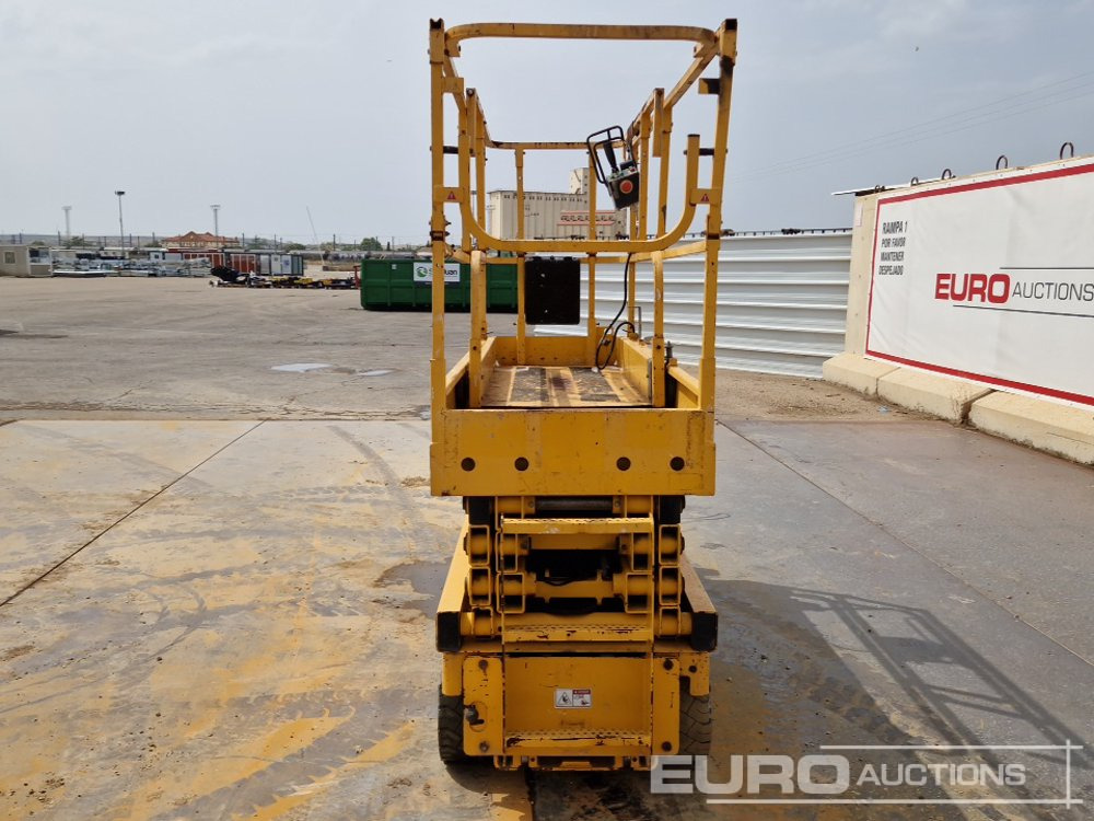 2016 Haulotte COMPACT 10N.1 - Autopropulsată platformă: Foto 4 2016 Haulotte COMPACT 10N.1 - Autopropulsată platformă: Foto 4