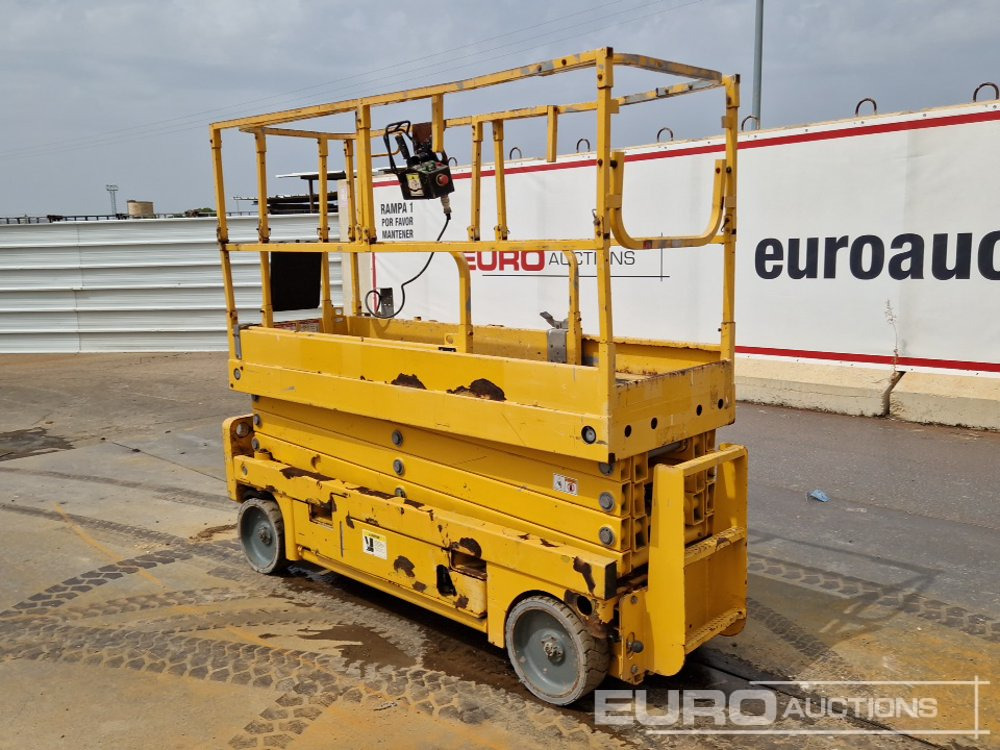 2016 Haulotte COMPACT 10N.1 - Autopropulsată platformă: Foto 3 2016 Haulotte COMPACT 10N.1 - Autopropulsată platformă: Foto 3