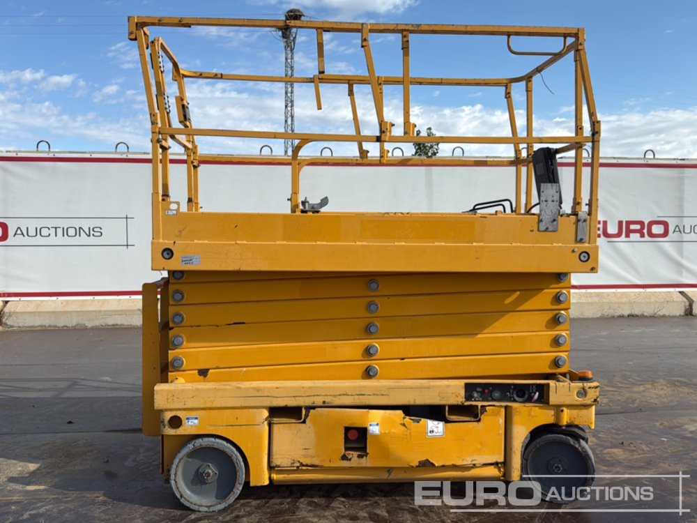 2016 Haulotte Compact 14 - Autopropulsată platformă: Foto 2 2016 Haulotte Compact 14 - Autopropulsată platformă: Foto 2