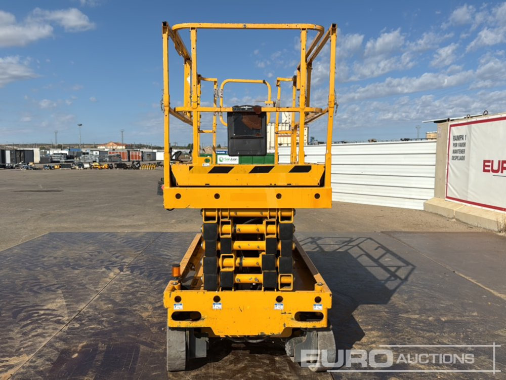 2016 Haulotte Compact 14 - Autopropulsată platformă: Foto 4 2016 Haulotte Compact 14 - Autopropulsată platformă: Foto 4