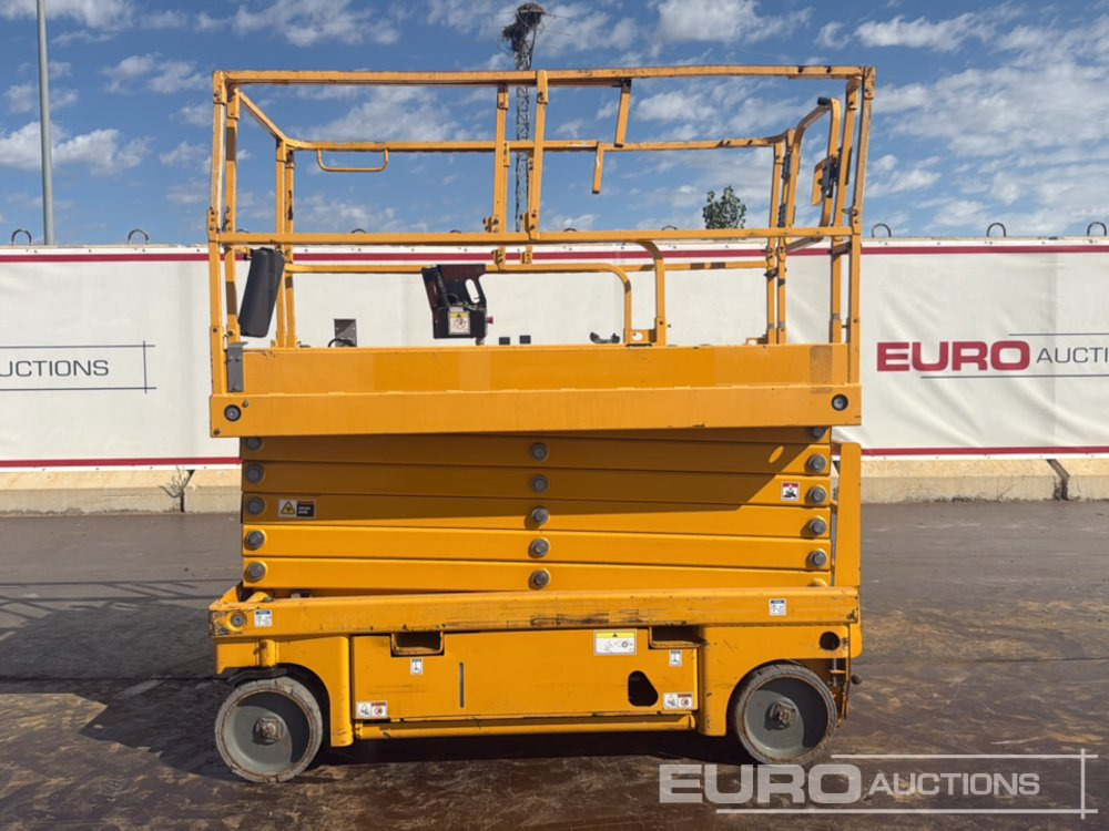 2016 Haulotte Compact 14 - Autopropulsată platformă: Foto 2 2016 Haulotte Compact 14 - Autopropulsată platformă: Foto 2