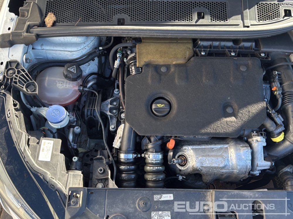 Automobil 2020 Peugeot 208: Foto 25