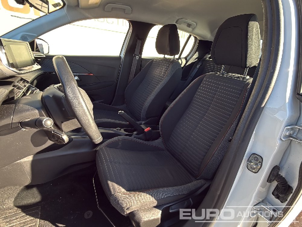 Automobil 2020 Peugeot 208: Foto 16