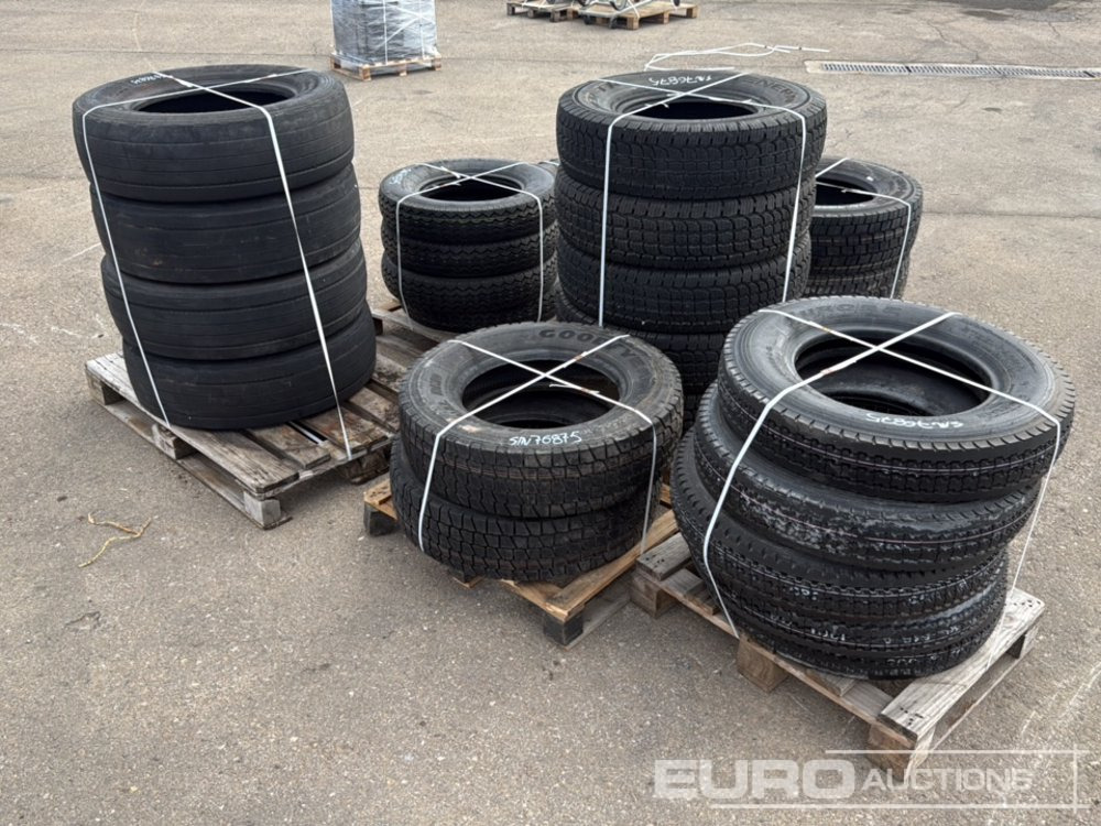 7.00-15NNS Tyre (2 of), 6.00 R16C Tyre (4 of), 245/70R19.5 Tyre (4 of), 215/75R17.5 Tyre (2 of), 6.00R16LT Tyre (5 of), 235/85R16C Tyre (5 of), 245/70R19.5 Tyre (2 of) - Anvelopă: Foto 2 7.00-15NNS Tyre (2 of), 6.00 R16C Tyre (4 of), 245/70R19.5 Tyre (4 of), 215/75R17.5 Tyre (2 of), 6.00R16LT Tyre (5 of), 235/85R16C Tyre (5 of), 245/70R19.5 Tyre (2 of) - Anvelopă: Foto 2