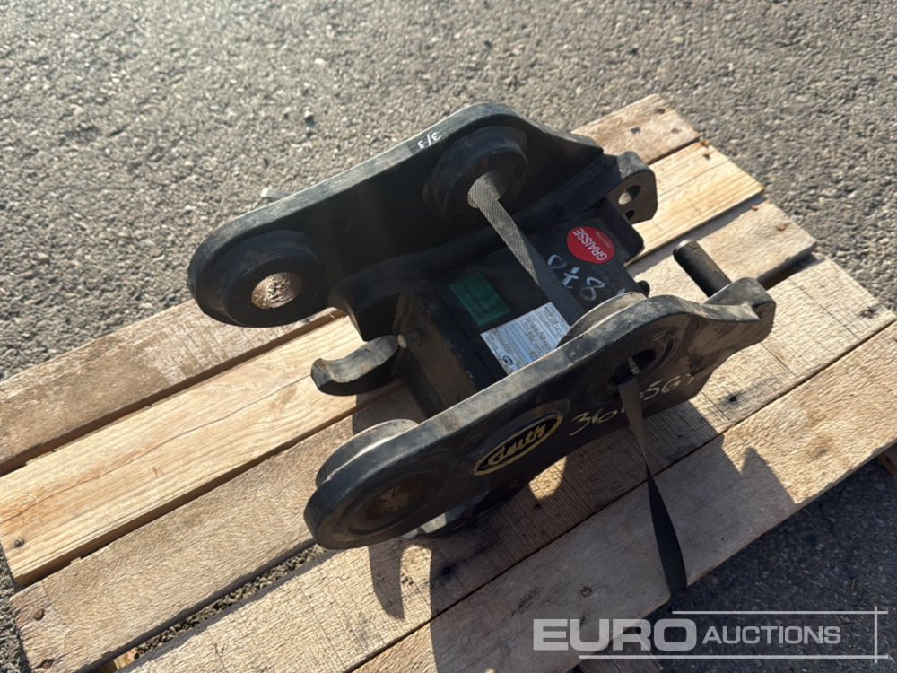 Geith Manual Coupler 35mm Pin to suit 3.5 Ton Excavator / Enganche Rápido de 35mm Pasador para Excavadora de 3.5 Ton - Cuplare rapidă: Foto 1 Geith Manual Coupler 35mm Pin to suit 3.5 Ton Excavator / Enganche Rápido de 35mm Pasador para Excavadora de 3.5 Ton - Cuplare rapidă: Foto 1