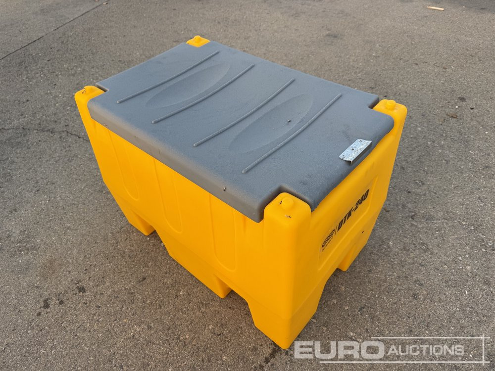 Unused Klamel DTK-240 - Rezervor de stocare: Foto 1 Unused Klamel DTK-240 - Rezervor de stocare: Foto 1