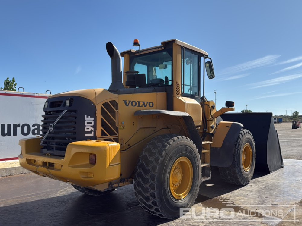 Volvo L90F - Încărcător frontal pe pneuri: Foto 5 Volvo L90F - Încărcător frontal pe pneuri: Foto 5