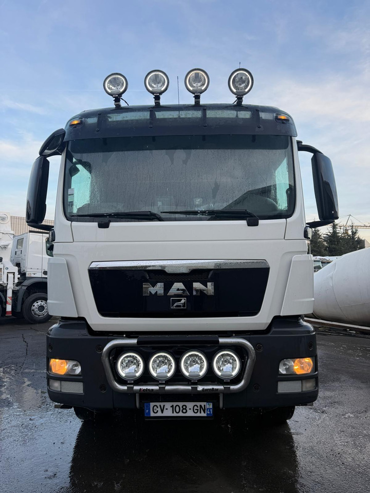 Camion béton MAN TGS 32.400 CV-108-GN - Autobetonieră: Foto 1 Camion béton MAN TGS 32.400 CV-108-GN - Autobetonieră: Foto 1