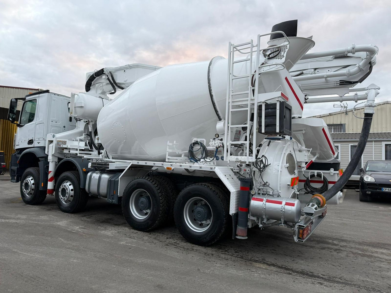 Camion béton pompe Mercedes Arocs 3240 DV-125-FH - Autopompă de beton: Foto 4 Camion béton pompe Mercedes Arocs 3240 DV-125-FH - Autopompă de beton: Foto 4