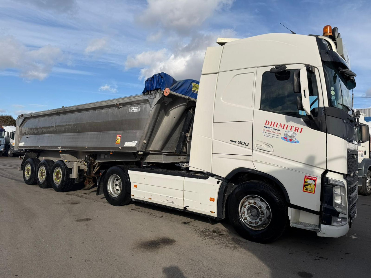 Ensemble tracteur + semi benne arrière DL-666-MB - Cap tractor, Semiremorcă basculantă: Foto 3 Ensemble tracteur + semi benne arrière DL-666-MB - Cap tractor, Semiremorcă basculantă: Foto 3