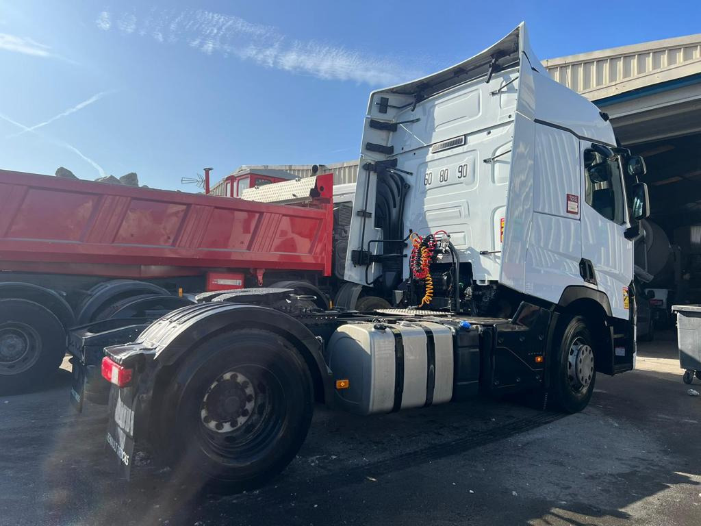 Tracteur routier Renault T460 DL-513-DA - Cap tractor: Foto 5 Tracteur routier Renault T460 DL-513-DA - Cap tractor: Foto 5