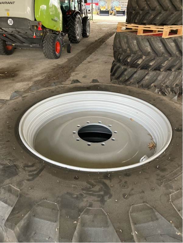 Amazone Komplettrad 520/85R42 2x - Maşină de erbicidat: Foto 3 Amazone Komplettrad 520/85R42 2x - Maşină de erbicidat: Foto 3