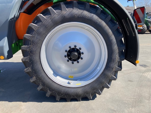Amazone UX 5201 Super - Maşină de erbicidat purtata: Foto 5 Amazone UX 5201 Super - Maşină de erbicidat purtata: Foto 5