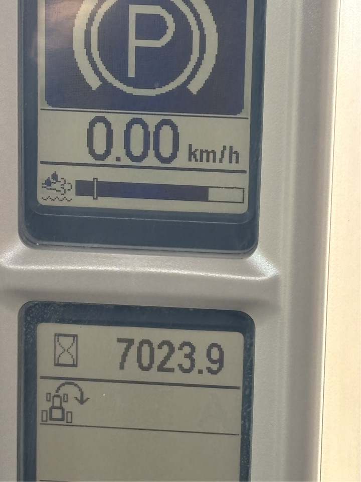 Tractor agricol Case IH 175 Puma: Foto 10 Tractor agricol Case IH 175 Puma: Foto 10