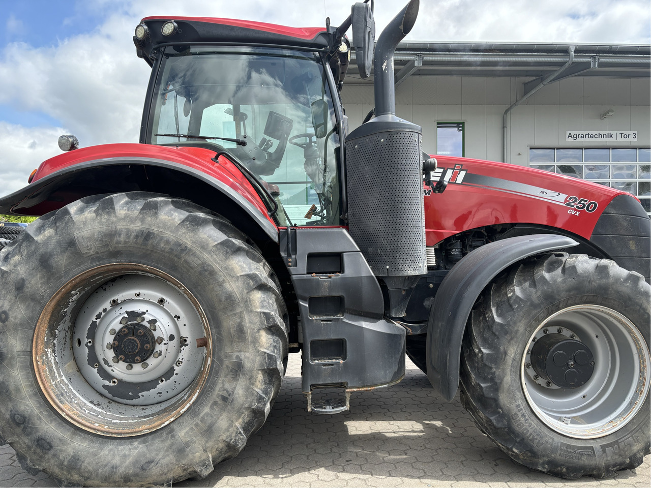 Case IH CVX 310 - Tractor agricol: Foto 2 Case IH CVX 310 - Tractor agricol: Foto 2