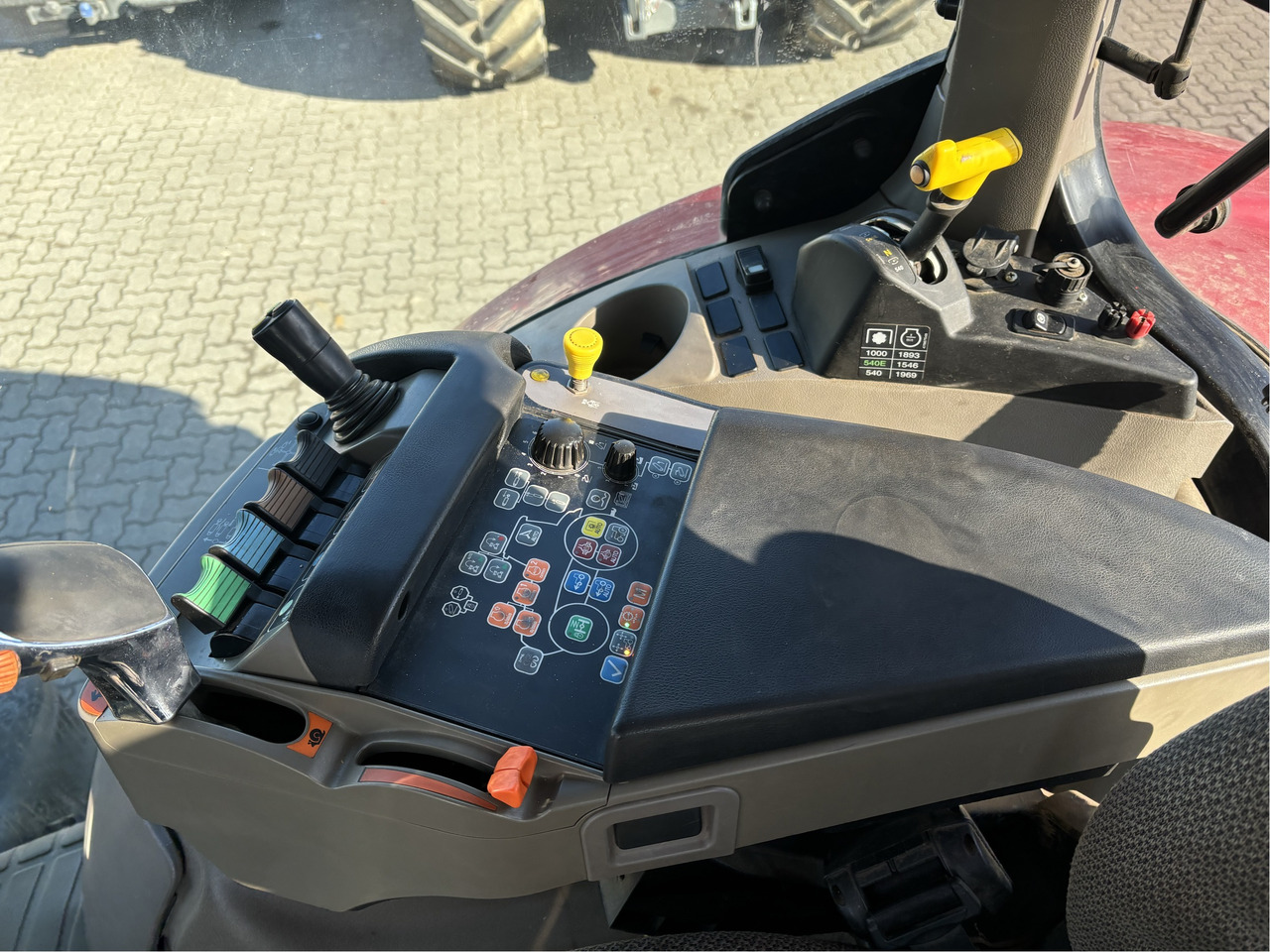 Claas Ares 657 ATZ - Tractor agricol: Foto 3 Claas Ares 657 ATZ - Tractor agricol: Foto 3