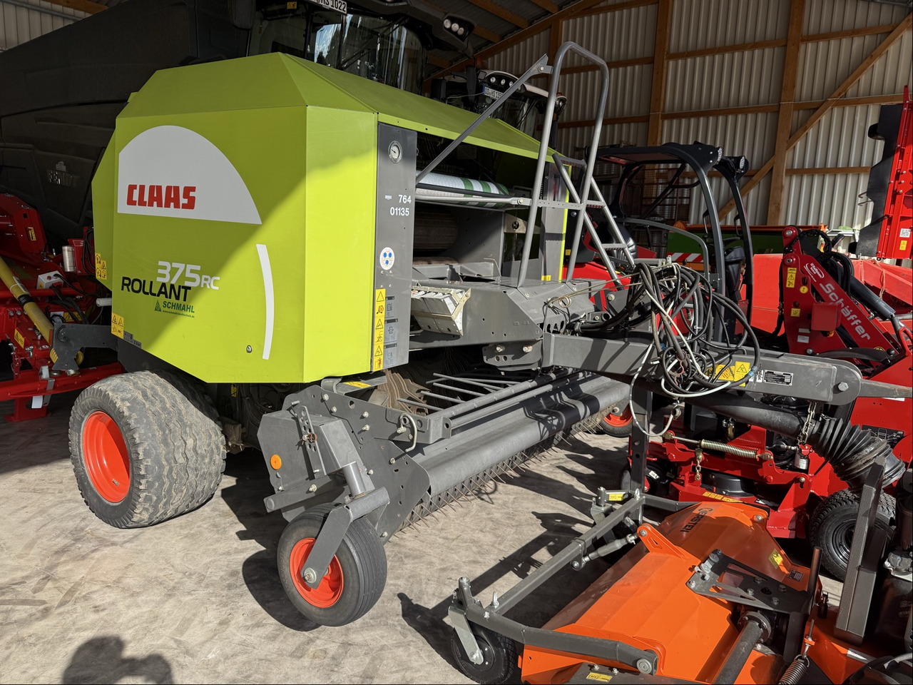 Claas Rollant 375 RC - Utilaje pentru fân: Foto 1 Claas Rollant 375 RC - Utilaje pentru fân: Foto 1