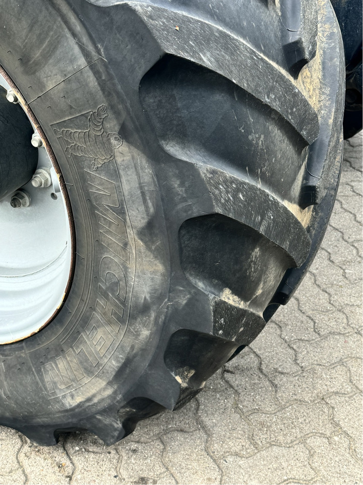 Deutz-Fahr Agrotron 7250 TTV - Tractor agricol: Foto 4 Deutz-Fahr Agrotron 7250 TTV - Tractor agricol: Foto 4