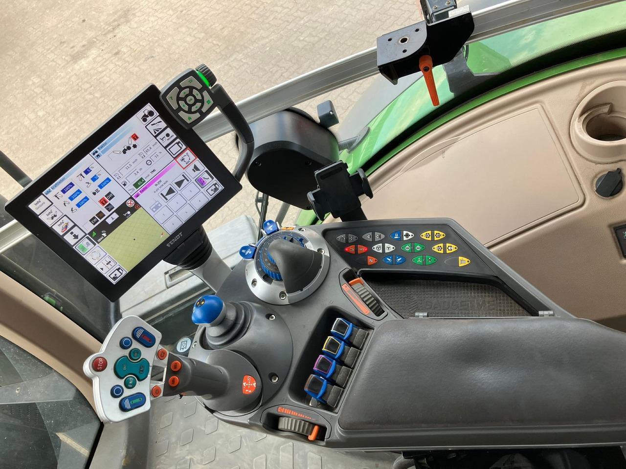 Fendt 1050 Vario Gen2 Profi Plus - Tractor agricol: Foto 2 Fendt 1050 Vario Gen2 Profi Plus - Tractor agricol: Foto 2