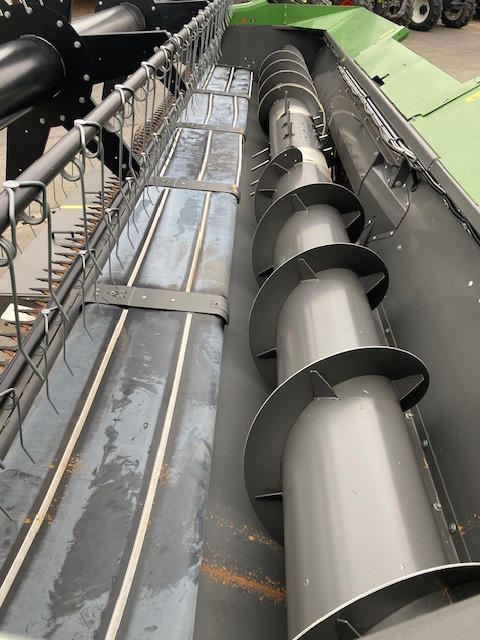 Fendt 6335C Stage 5 - Combină de recoltat cereale: Foto 3 Fendt 6335C Stage 5 - Combină de recoltat cereale: Foto 3