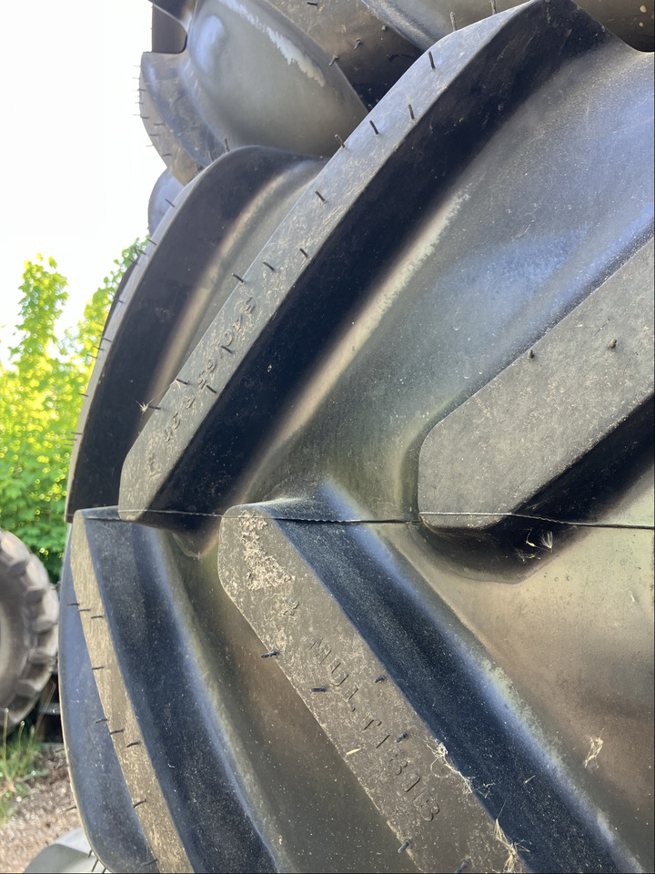 Fendt 650/65R42 u. 540/65R30 MI - Anvelope și jante: Foto 3 Fendt 650/65R42 u. 540/65R30 MI - Anvelope și jante: Foto 3