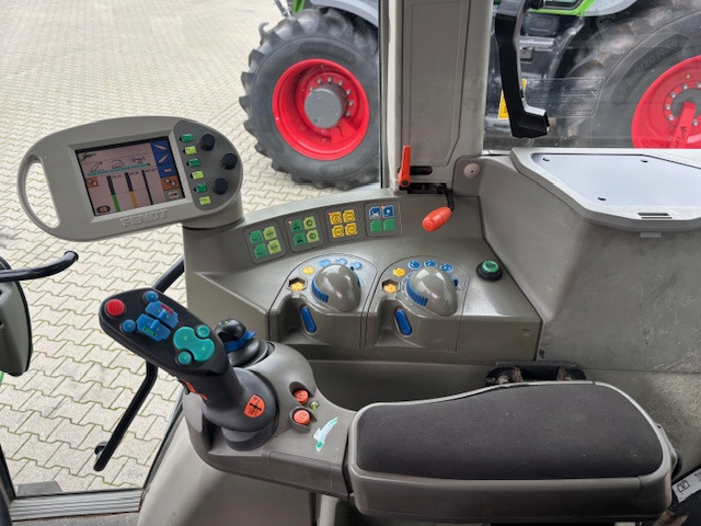 Fendt 714 Vario - Tractor agricol: Foto 3 Fendt 714 Vario - Tractor agricol: Foto 3