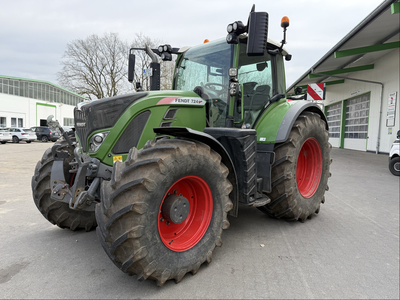 Fendt 724 Vario S4 - Tractor agricol: Foto 1 Fendt 724 Vario S4 - Tractor agricol: Foto 1