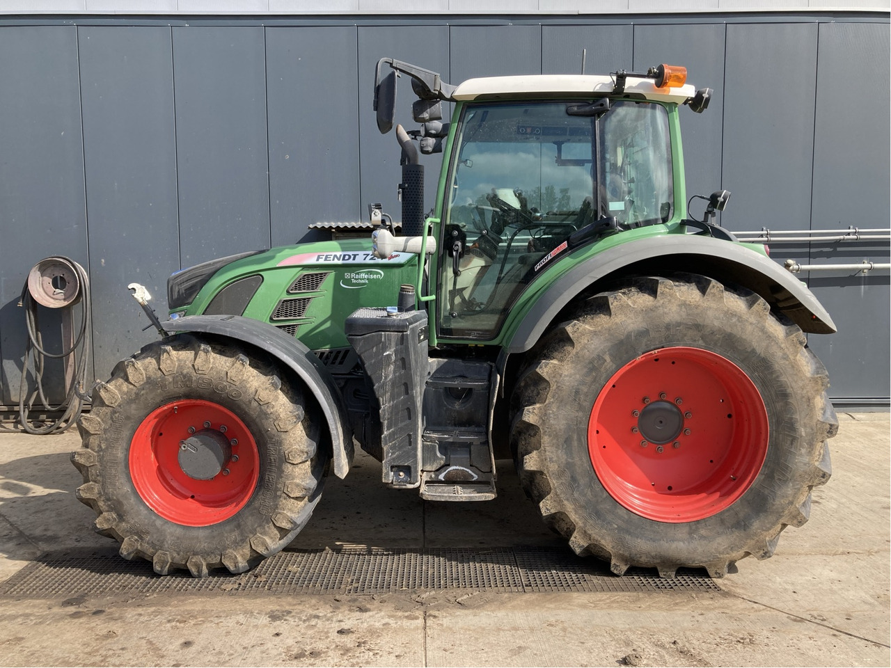 Fendt 724 Vario SCR - Tractor agricol: Foto 1 Fendt 724 Vario SCR - Tractor agricol: Foto 1