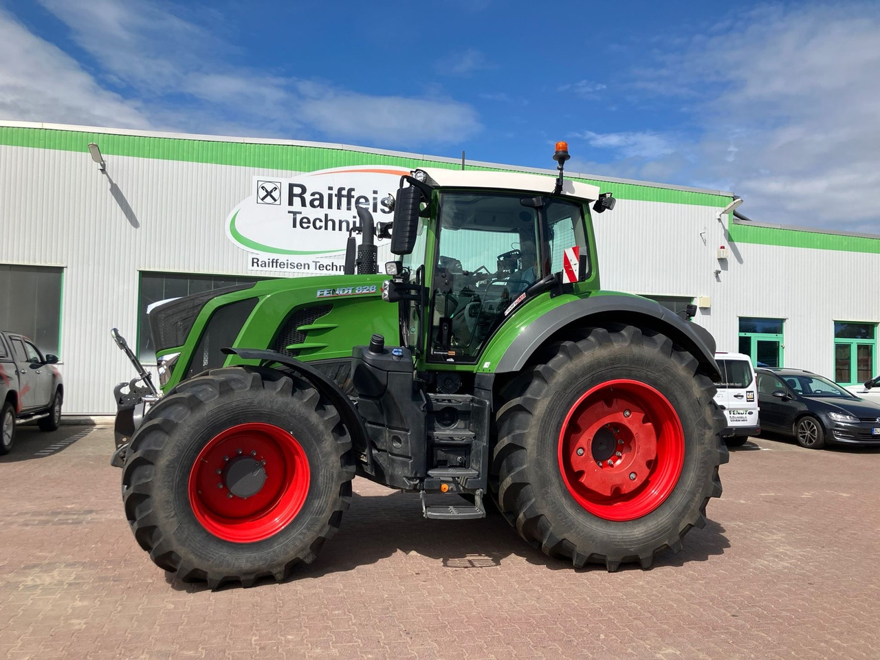 Fendt 828 Vario S4 Profi Plus - Tractor agricol: Foto 1 Fendt 828 Vario S4 Profi Plus - Tractor agricol: Foto 1