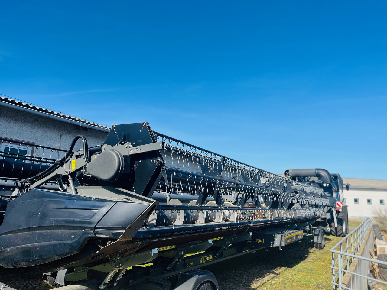 Fendt IDEAL 10T - Combină de recoltat cereale: Foto 2 Fendt IDEAL 10T - Combină de recoltat cereale: Foto 2