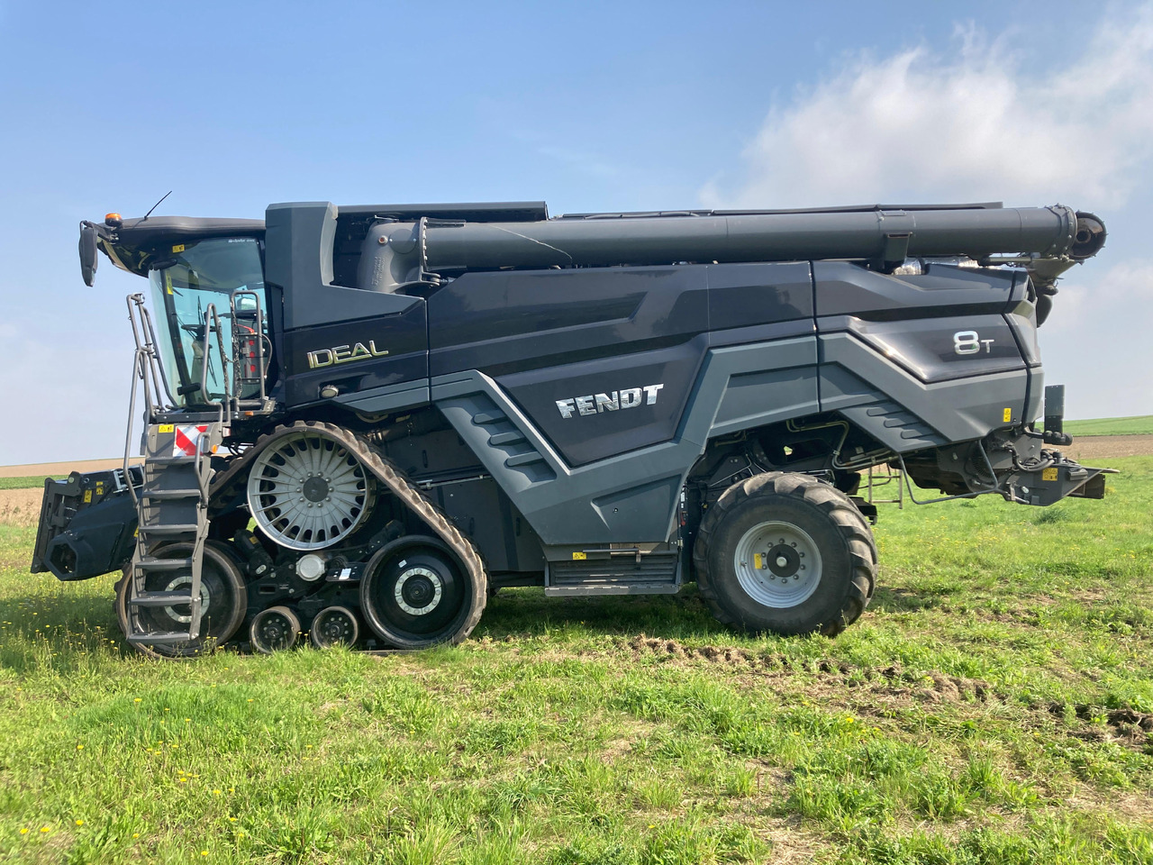 Fendt IDEAL 8T - Combină de recoltat cereale: Foto 1 Fendt IDEAL 8T - Combină de recoltat cereale: Foto 1