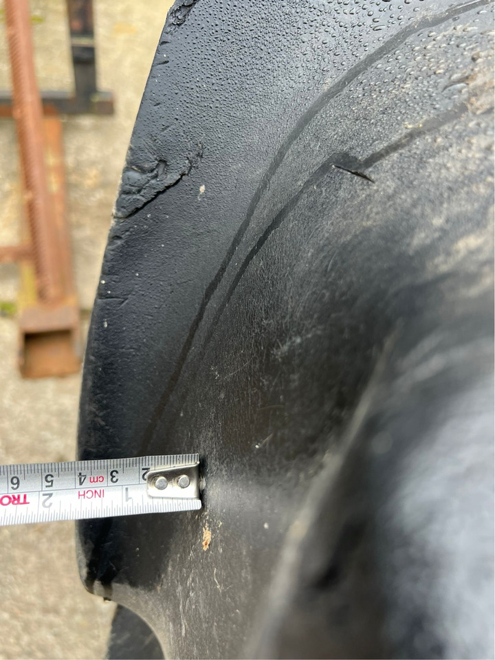Goodyear 20.8R42,BKT 460/85R30 Zwillinge - Anvelope și jante: Foto 3 Goodyear 20.8R42,BKT 460/85R30 Zwillinge - Anvelope și jante: Foto 3