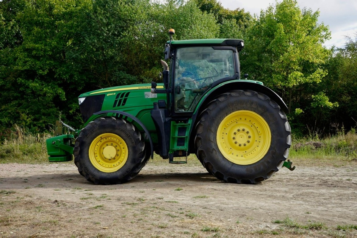 John Deere 6190R - Tractor agricol: Foto 1 John Deere 6190R - Tractor agricol: Foto 1