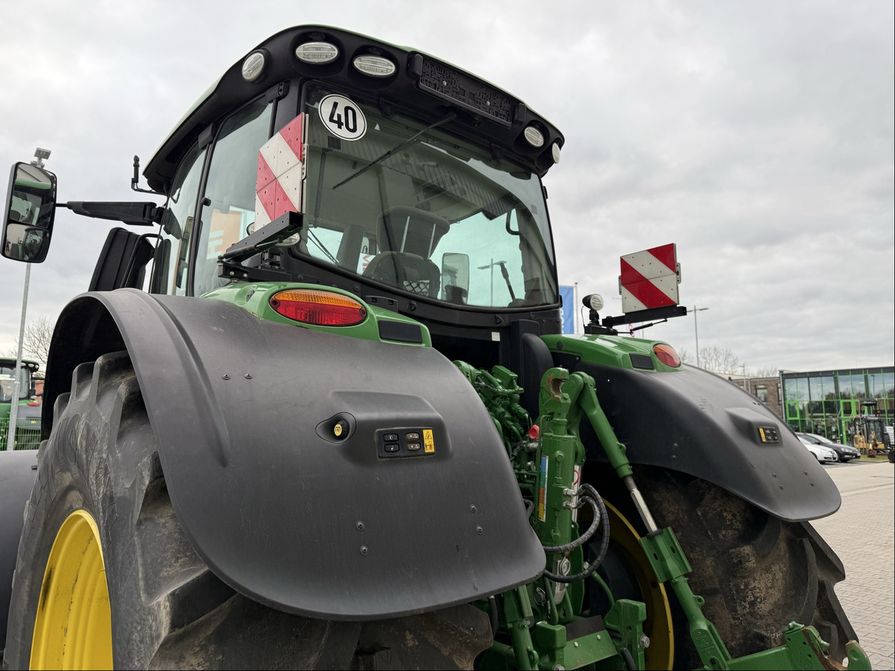 John Deere 6250 R - Tractor agricol: Foto 5 John Deere 6250 R - Tractor agricol: Foto 5