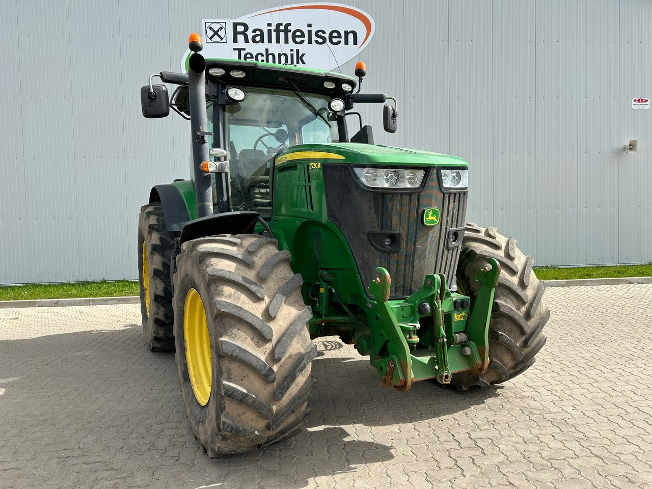 John Deere 7230R - Tractor agricol: Foto 1 John Deere 7230R - Tractor agricol: Foto 1
