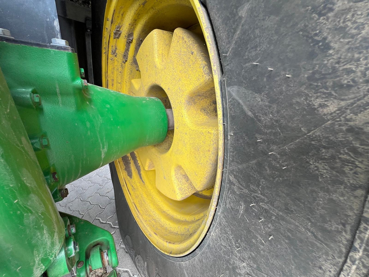 John Deere 7310 R - Tractor agricol: Foto 3 John Deere 7310 R - Tractor agricol: Foto 3